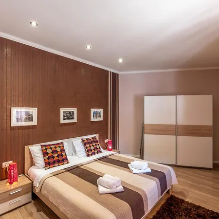 Apartment Anitea Pula